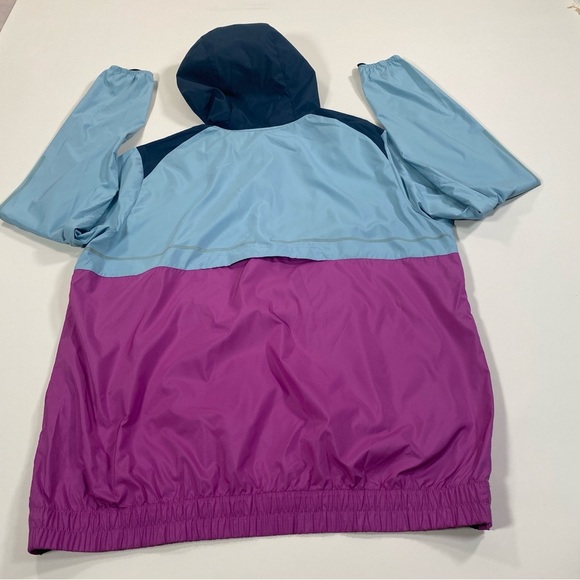 NWOT Asics Visibility Jacket Women's Size M - Picture 3 of 11